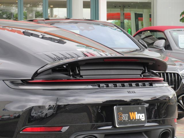 PORSCHE PORSCHE 911 2025