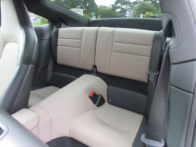 PORSCHE PORSCHE 911 2025