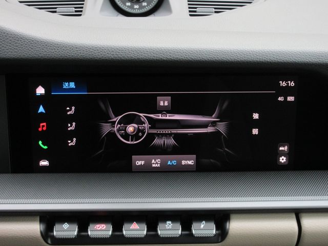 PORSCHE PORSCHE 911 2025