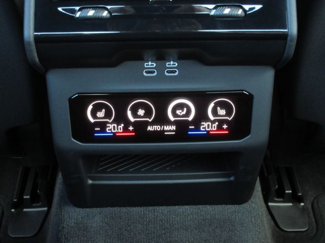 BMW BMW 5series sedan 2025