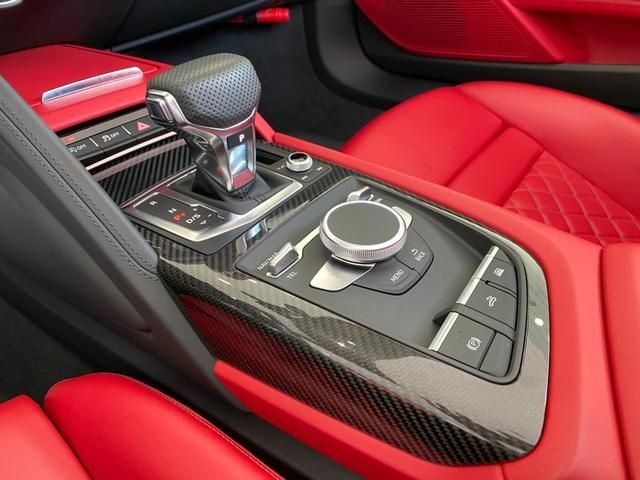 AUDI AUDI R8 Spyder 2020