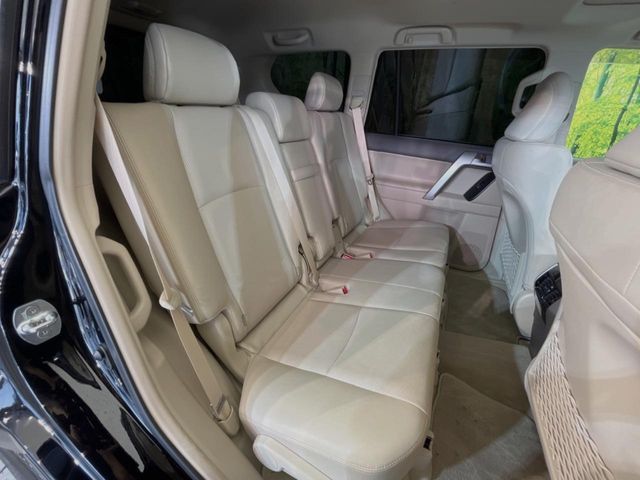 TOYOTA LANDCRUISER PRADO 2022