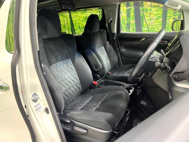 TOYOTA VELLFIRE 2018