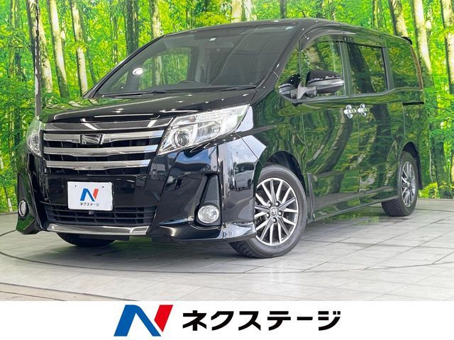 TOYOTA NOAH 2015