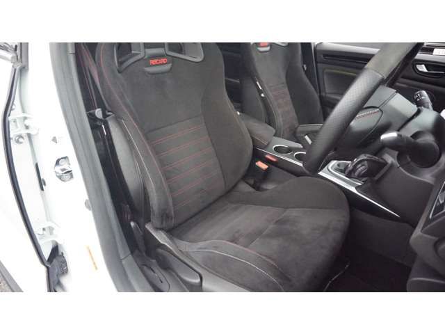 RENAULT RENAULT MEGANE hatchback 2023