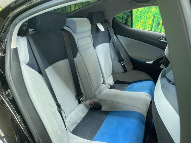 TOYOTA LEXUS IS250 2011