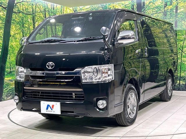 TOYOTA HIACE van 2WD 2018