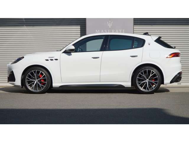 MASERATI MASERATI Grecale 2024