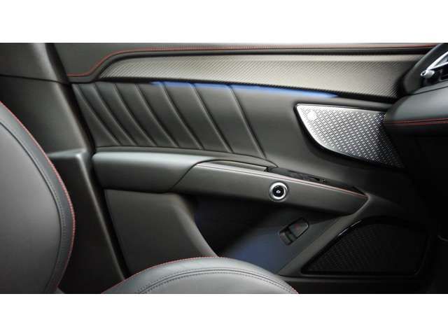 MASERATI MASERATI Grecale 2024