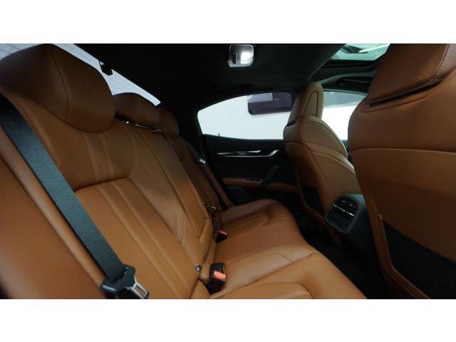 MASERATI MASERATI GHIBLI Sedan 2022