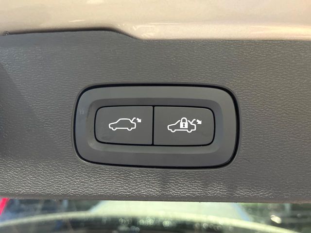 VOLVO VOLVO V60 2022