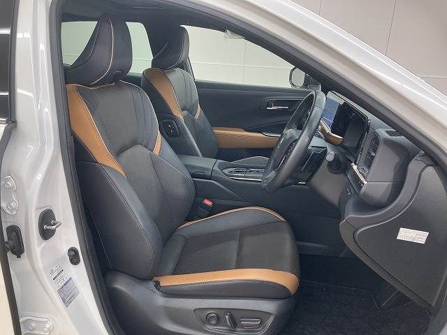 TOYOTA CROWN CROSSOVER 2023