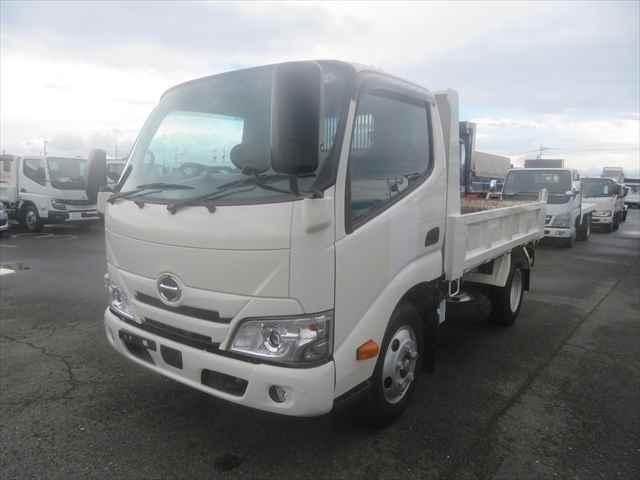 HINO DUTRO 2024