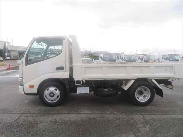HINO DUTRO 2024