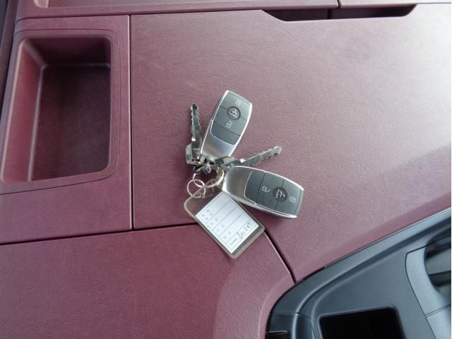 MITSUBISHI FUSOU SUPER GREAT 2025