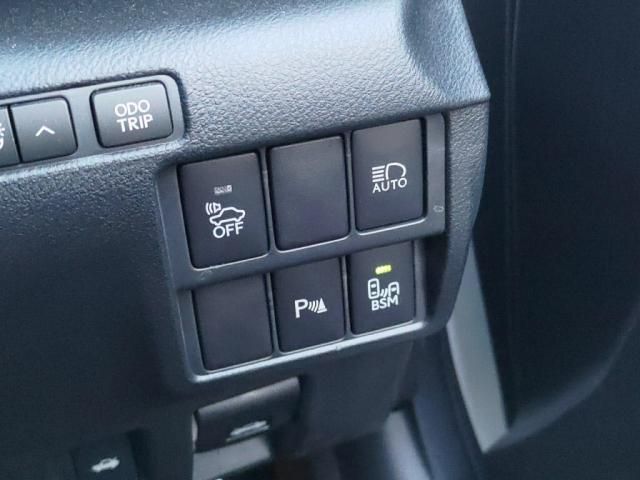 TOYOTA LEXUS RC300h 2017