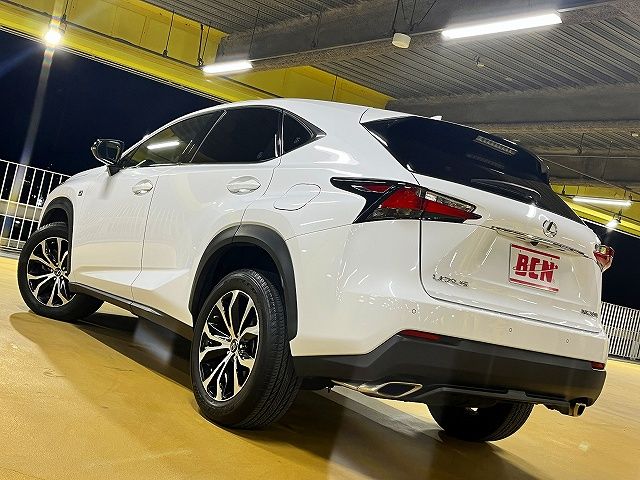 TOYOTA LEXUS NX200t 2016