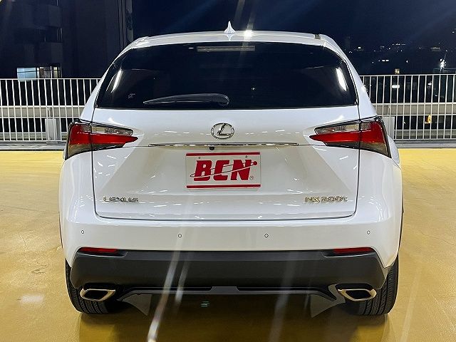 TOYOTA LEXUS NX200t 2016