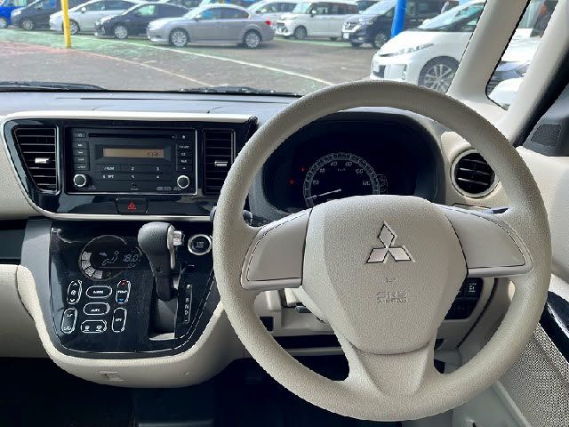 MITSUBISHI eK SPACE 2014