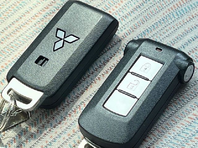 MITSUBISHI eK SPACE 2014