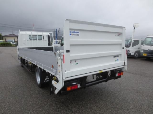 MITSUBISHI CANTER 2015