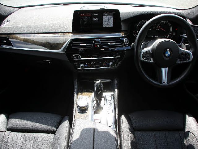 BMW BMW 5series sedan 2017