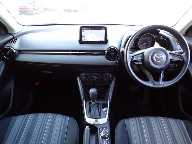 MAZDA MAZDA2 2020