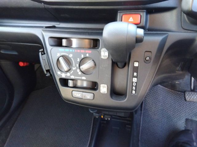 DAIHATSU MIRA e:S 2018