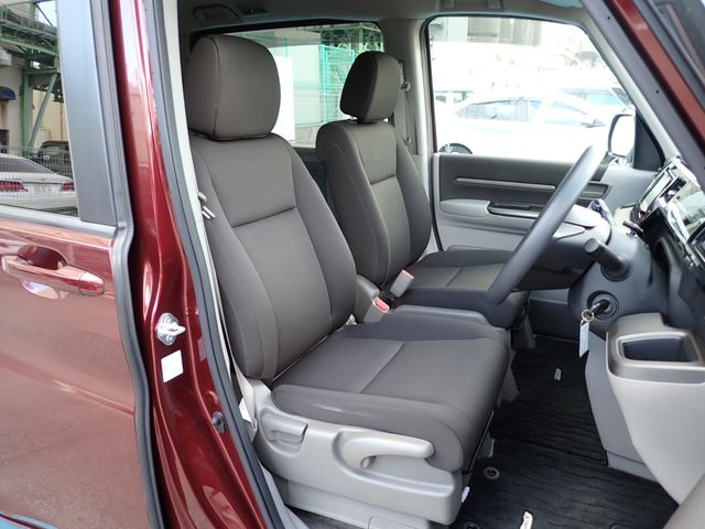 HONDA STEPWAGON 2018