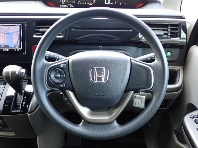 HONDA STEPWAGON 2018