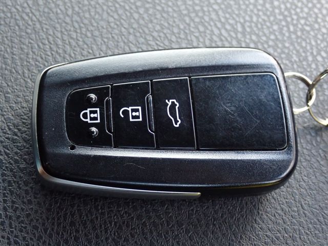 TOYOTA CAMRY HYBRID 2018