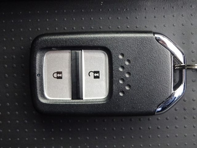 HONDA FIT e:HEV 2020