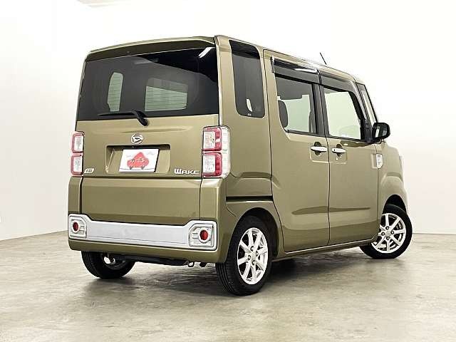 DAIHATSU WAKE 2015