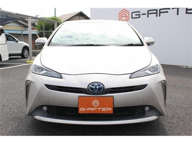 TOYOTA PRIUS 2019