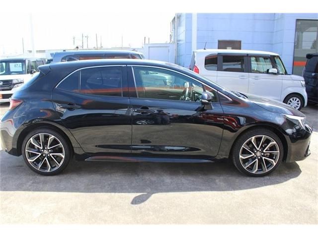 TOYOTA COROLLA SPORT HYBRID 2023