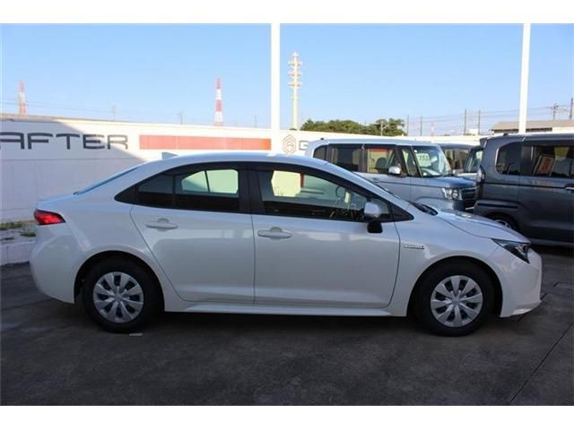 TOYOTA COROLLA sedan HYBRID 2019