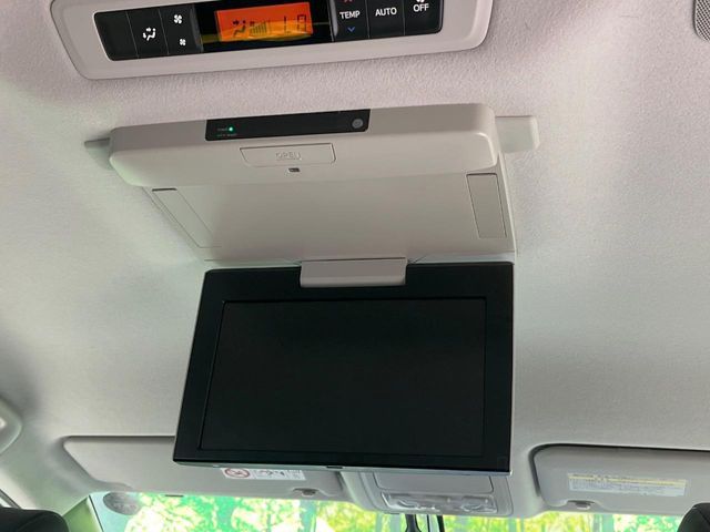 TOYOTA ESQUIRE HYBRID 2015