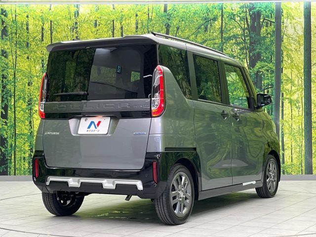 MITSUBISHI DELICA MINI 2025