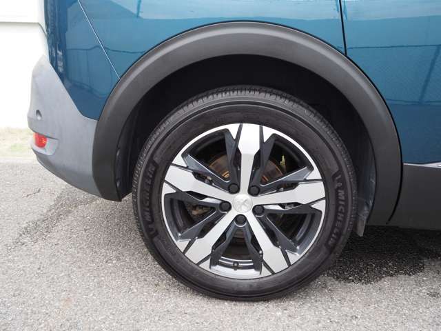 PEUGEOT PEUGEOT 5008 2021