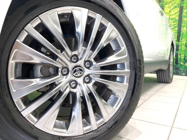 TOYOTA HARRIER 2WD 2022