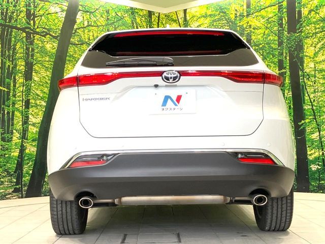 TOYOTA HARRIER 2WD 2022