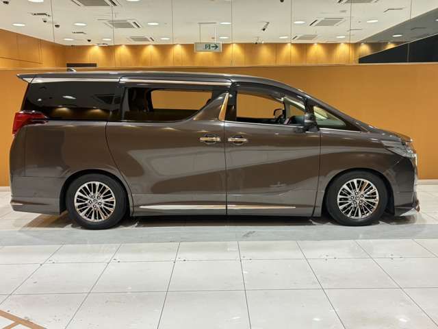 TOYOTA ALPHARD 2018