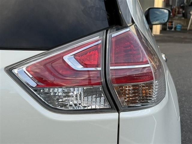 NISSAN X-TRAIL HYBRID 4WD 2015