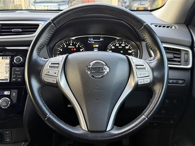 NISSAN X-TRAIL HYBRID 4WD 2015