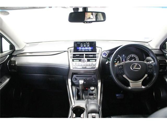 TOYOTA LEXUS NX300h AWD 2014
