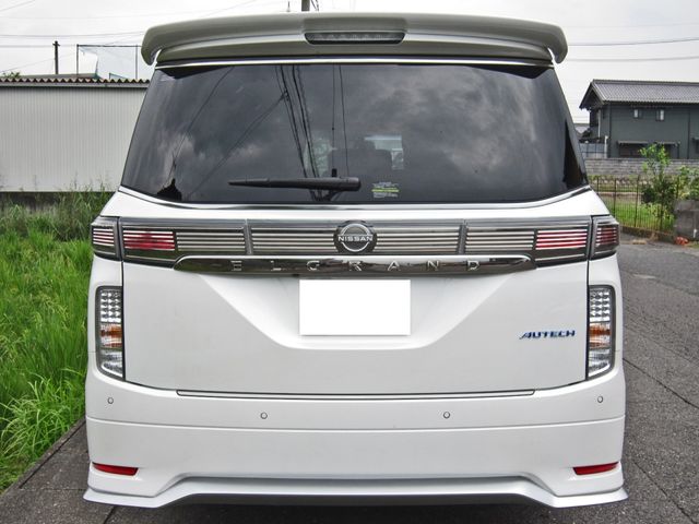 NISSAN ELGRAND 2024