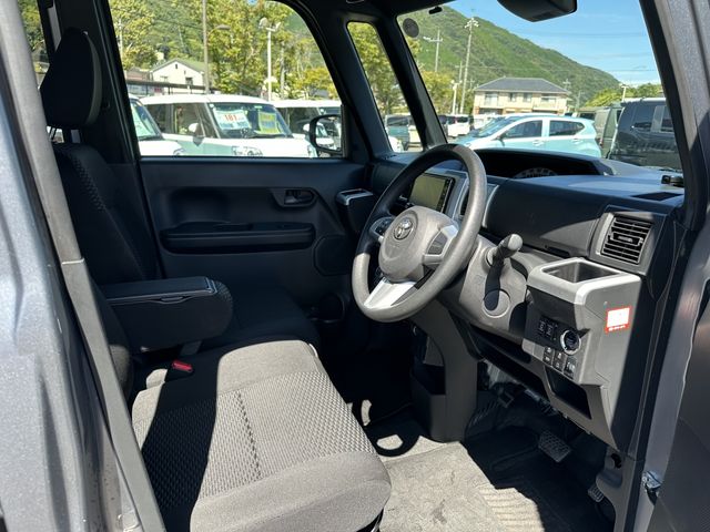 TOYOTA PIXIS MEGA 2020