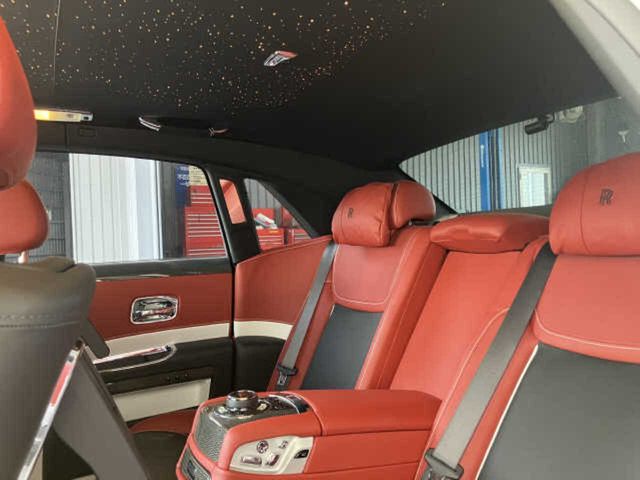 ROLLS-ROYCE ROLLS-ROYCE 2020