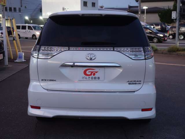 TOYOTA ESTIMA  4WD 2012