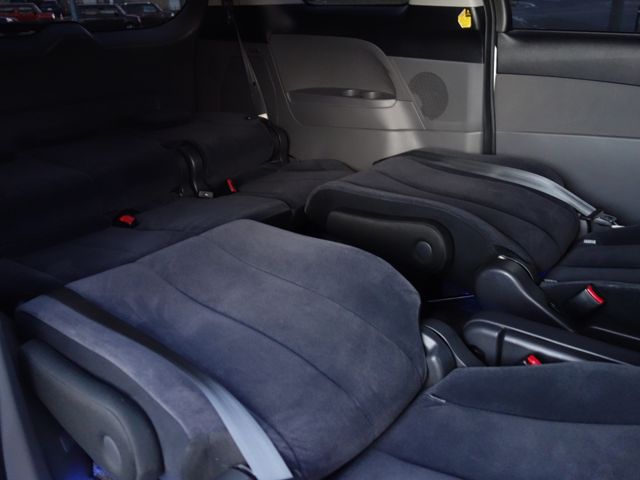 TOYOTA ESTIMA  4WD 2012